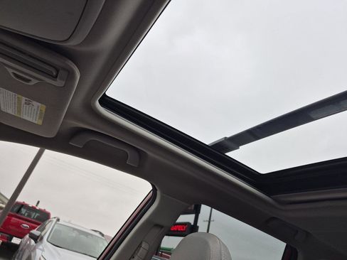 Used 2021 Subaru Forester Premium image 23