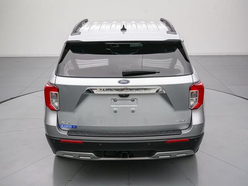 Certified 2023 Ford Explorer XLT w/ Equipment Group 202A AWD/4WD image 5