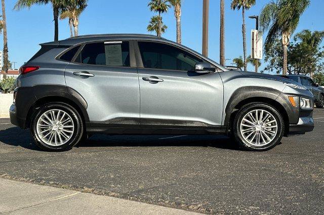 Used 2019 Hyundai Kona SEL w/ SEL Tech Package 02 AWD/4WD image 3