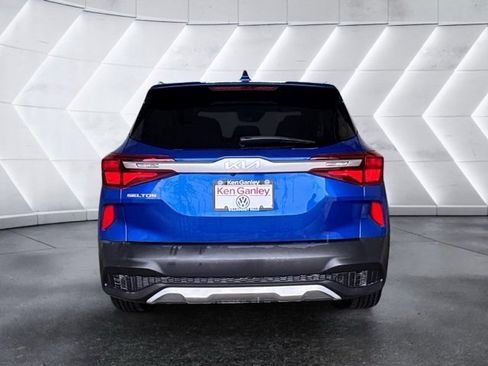 Used 2023 Kia Seltos LX image 3