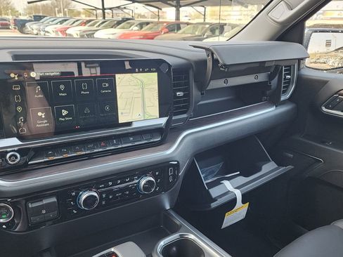 New 2026 GMC Sierra 1500 SLT image 34