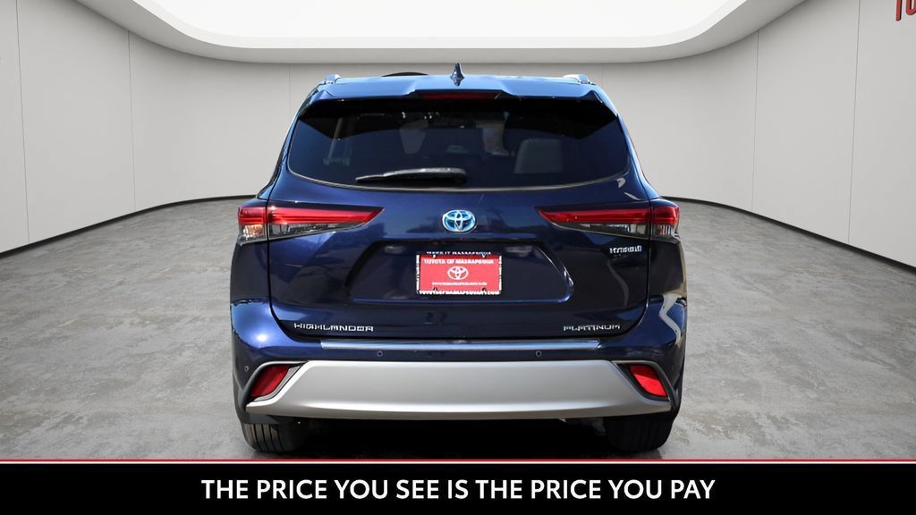 Certified 2020 Toyota Highlander Platinum AWD/4WD image 5
