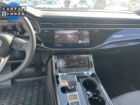 Used 2025 Audi Q8 Premium Plus image 31
