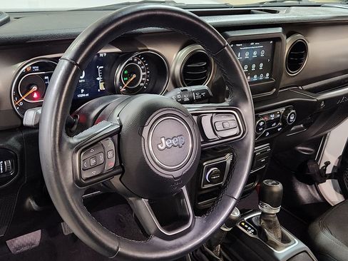 Used 2021 Jeep Wrangler Sport S image 45