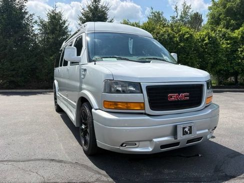 Used 2024 GMC Savana 2500 w/ Driver Convenience Package RWD image 28