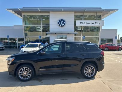 Used 2024 GMC Terrain SLT