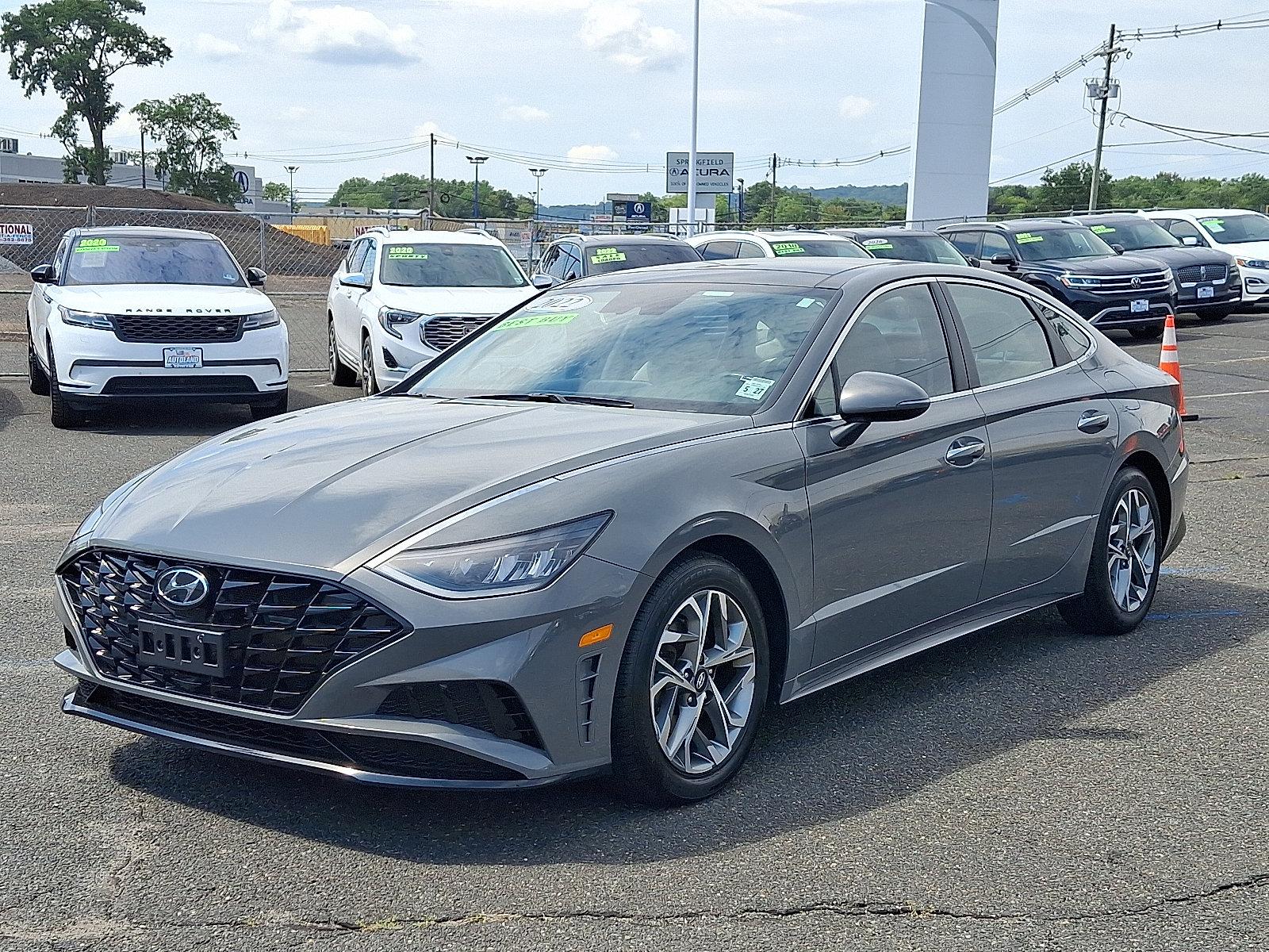 Used 2022 Hyundai Sonata SEL w/ Convenience Package FWD image 3