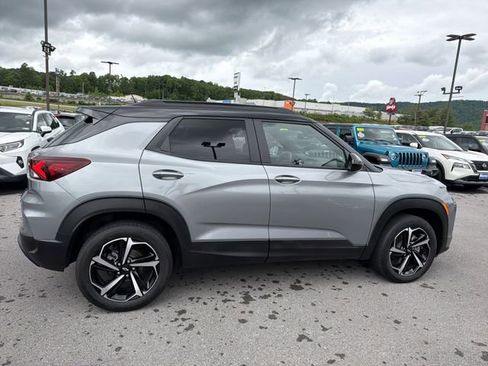 Used 2023 Chevrolet TrailBlazer RS w/ Convenience Package AWD/4WD image 5