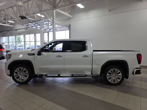 Used 2020 GMC Sierra 1500 Denali w/ Denali Premium Package AWD/4WD image 2