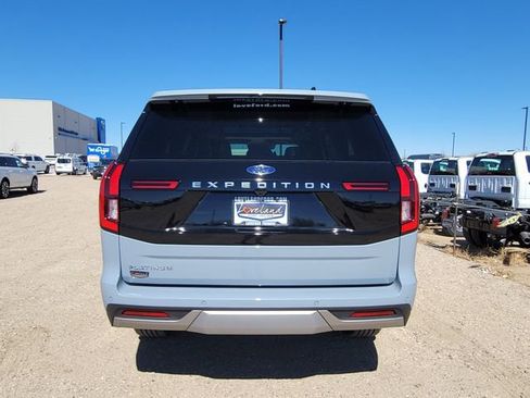 New 2026 Ford Expedition Platinum w/ Platinum Ultimate Package image 11