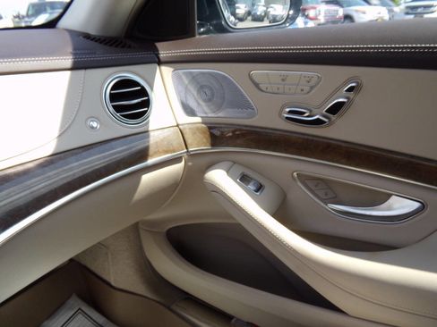 Used 2015 Mercedes-Benz S 550 4MATIC Sedan image 56