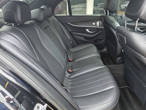 Used 2019 Mercedes-Benz E 300 image 23