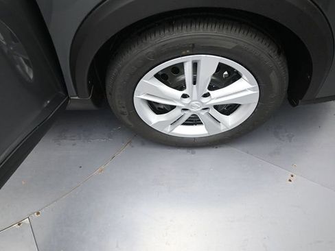 Used 2025 Nissan Kicks Play S image 36