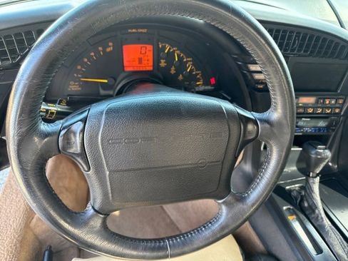 Used 1992 Chevrolet Corvette Convertible image 22