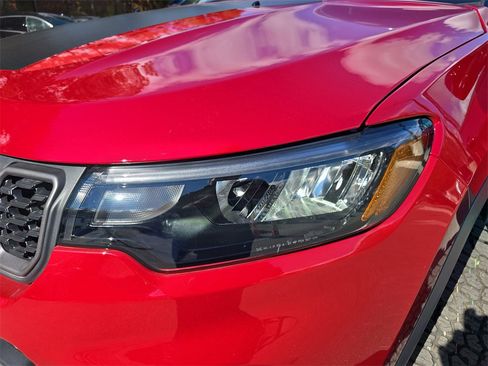 New 2026 Jeep Compass Trailhawk image 31