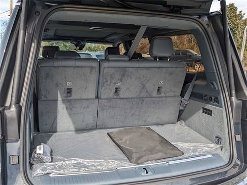 New 2024 Jeep Grand Wagoneer Series III image 25