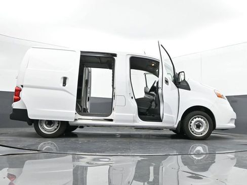 Used 2021 Nissan NV200 S image 68