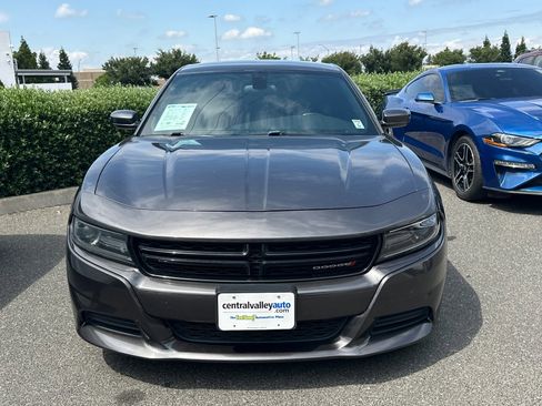 Used 2021 Dodge Charger SXT w/ Leather Interior Group RWD image 3