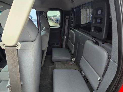Used 2006 Dodge Dakota ST image 18