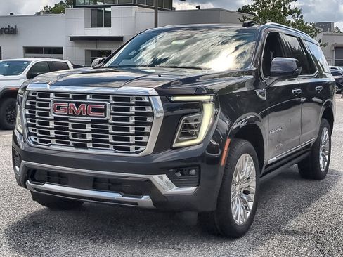 New 2026 GMC Yukon Denali w/ Sun & Power Step Package RWD image 4