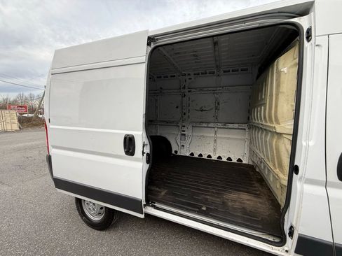 Used 2017 RAM ProMaster 1500 image 35