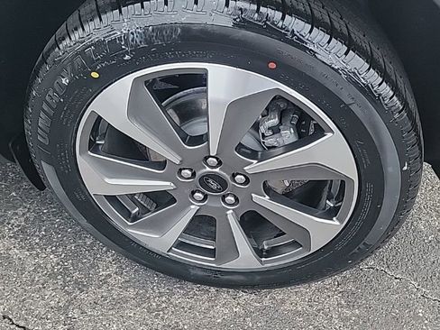 Certified 2023 Ford Escape Platinum image 17