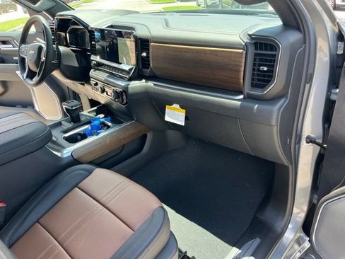 New 2026 Chevrolet Silverado 1500 High Country w/ Technology Package AWD/4WD image 44