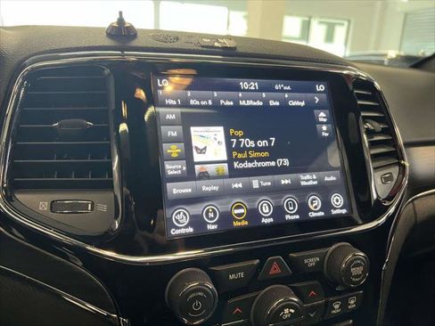 Used 2020 Jeep Grand Cherokee Limited image 26