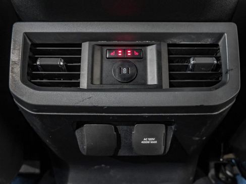 Used 2023 Ford F350 Lariat w/ Lariat Ultimate Package image 39