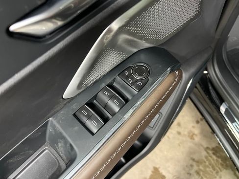 New 2026 GMC Acadia Denali Ultimate w/ LPO, Floor Liner Package image 27