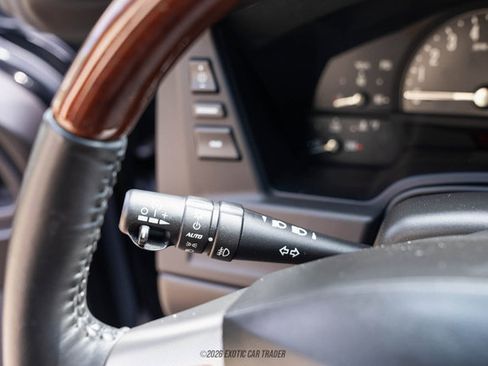 Used 2006 Cadillac XLR RWD image 72