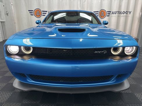 Used 2016 Dodge Challenger SRT Hellcat image 3