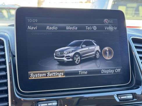 Used 2018 Mercedes-Benz GLE 350 image 24