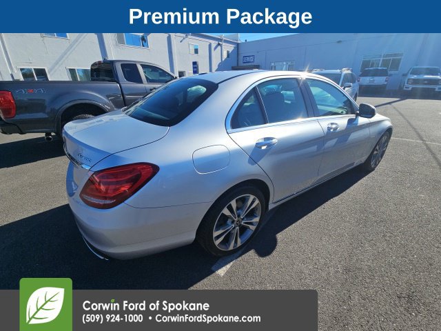 Used 2018 Mercedes-Benz C 300 4MATIC Sedan image 3