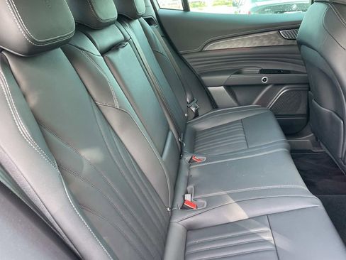 New 2025 Maserati Grecale Modena image 23