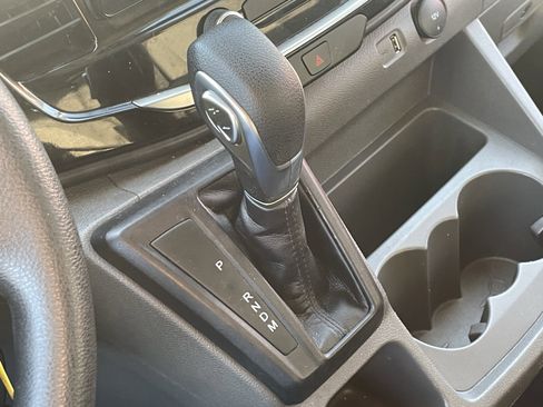 Used 2023 Ford Transit 350 XLT image 23