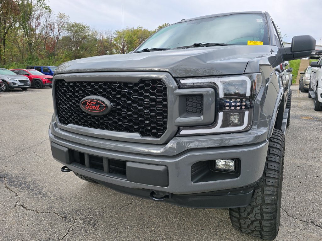 Used 2018 Ford F150 XLT w/ Equipment Group 302A Luxury AWD/4WD image 12