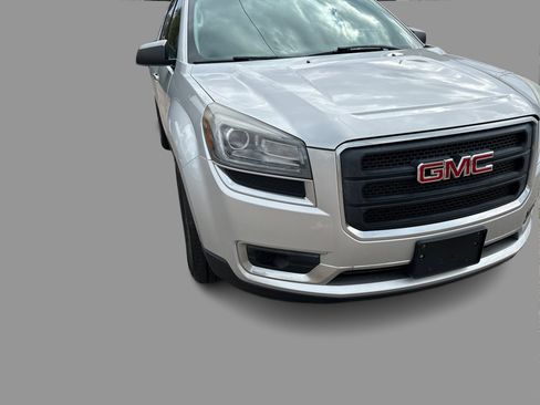 Used 2015 GMC Acadia SLE AWD/4WD image 35