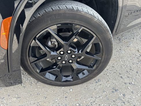 Used 2024 Chevrolet Traverse RS image 13