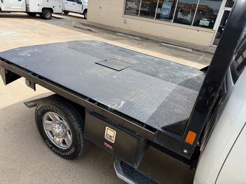 Used 2024 RAM 2500 Tradesman w/ Chrome Appearance Group image 20