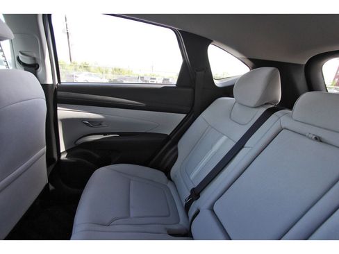 Used 2026 Hyundai Tucson SEL FWD image 12