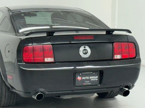 Used 2009 Ford Mustang GT Deluxe image 31