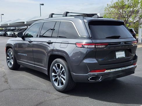 Used 2022 Jeep Grand Cherokee Overland AWD/4WD image 3