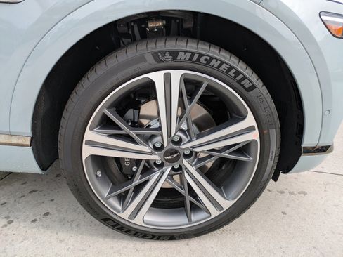 New 2026 Genesis GV80 3.5T e-SC image 8