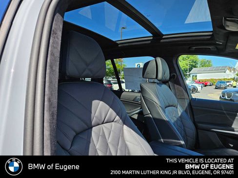 New 2026 BMW X5 xDrive40i w/ M Sport Package image 13