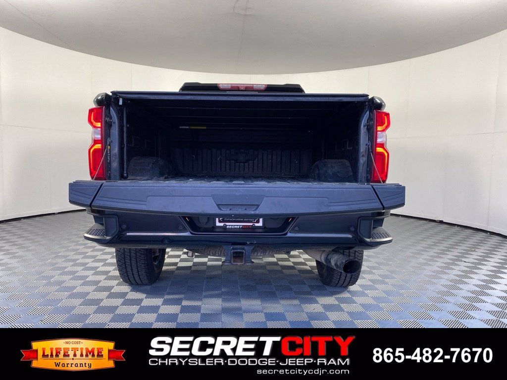 Used 2022 Chevrolet Silverado 3500 LTZ w/ LTZ Plus Package AWD/4WD image 28