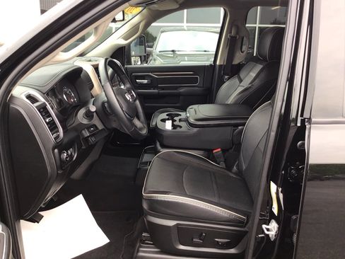 Certified 2024 RAM 2500 Laramie AWD/4WD image 8