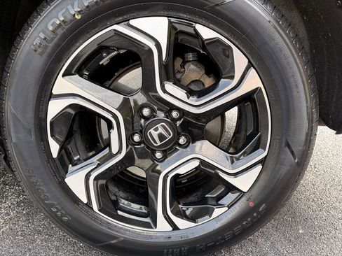 Used 2018 Honda CR-V Touring image 14