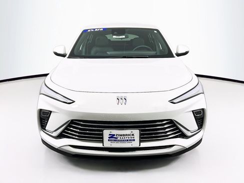 New 2026 Buick Envista Preferred w/ Convenience I Package image 2