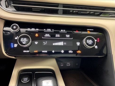 Used 2024 INFINITI QX60 Luxe AWD/4WD image 37